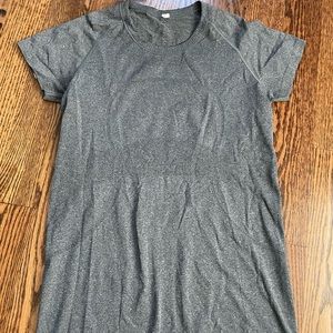 Lululemon athletica short sleeve